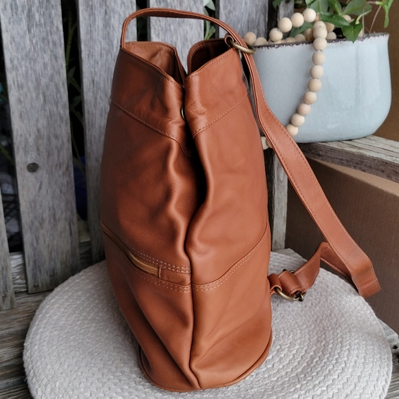 BOGOTA Genuine Leather sling back crossbody bag made in Cambodia cognac - Picture 11 of 15